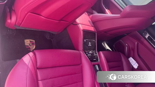 Porsche Panamera (971) 2023 Белый из Кореи, фото 3
