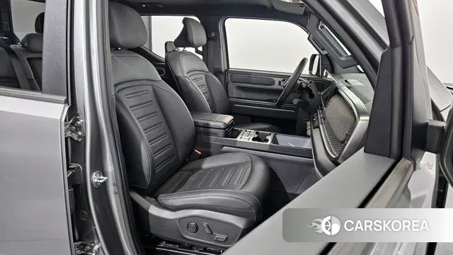 Kia Tasman 2025 Серебристо-серый из Кореи, фото 3