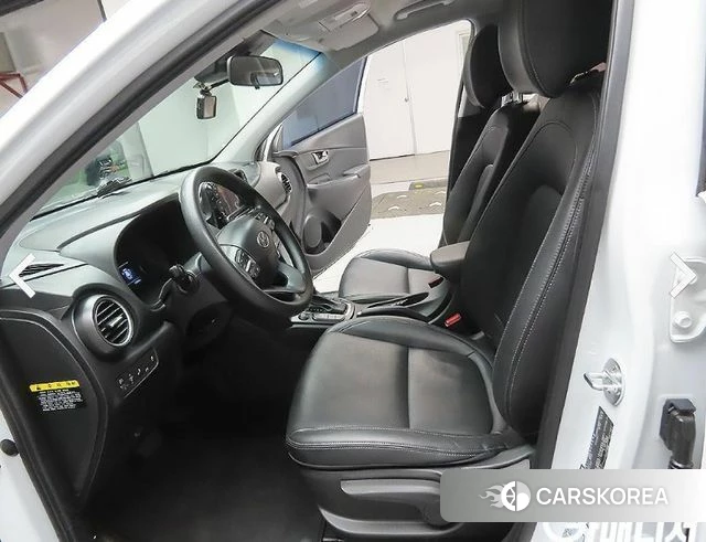 Hyundai Kona 2018 Белый из Кореи, фото 3