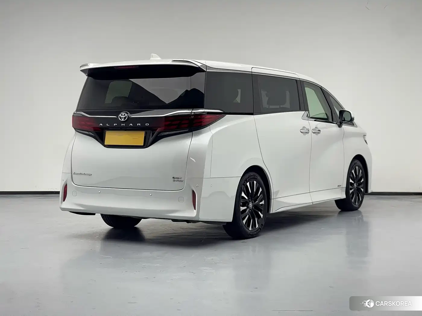 Toyota Elfa 2024 Белый из Китая, фото 3