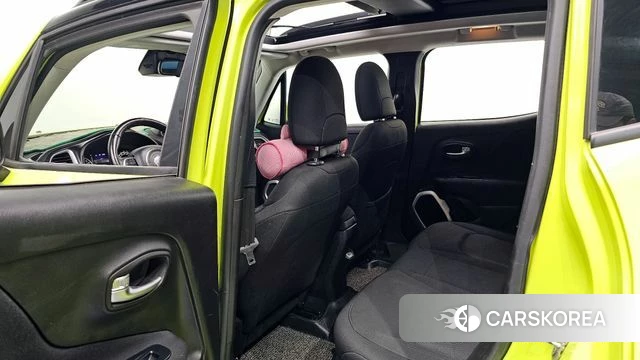 Jeep Renegade 2018 Светло-зеленый из Кореи, фото 3