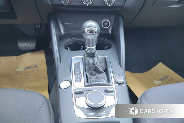 Audi A3 2021 Белый из Китая, фото 3