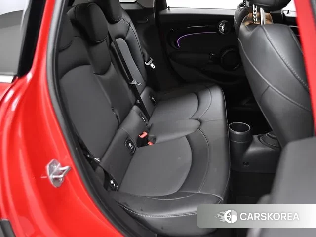 Mini Cooper 2022 Красный из Кореи, фото 3