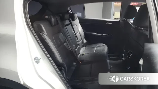 Kia Sportage 4th Generation 2018 Белый из Кореи, фото 3