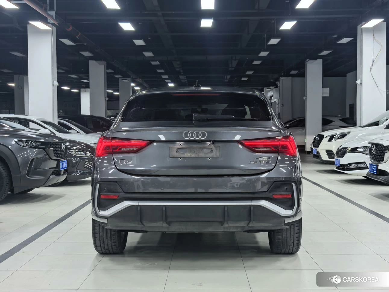 Audi Q3 Sportback 2021 Темно-серый из Китая, фото 3