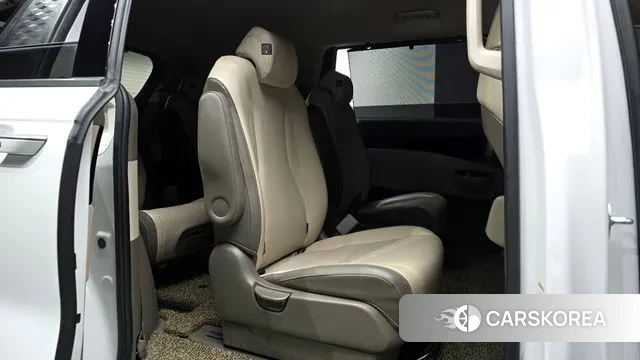 Kia Carnival 4th generation 2022 Белый из Кореи, фото 3