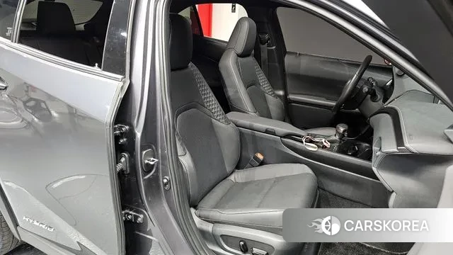 Lexus UX250h 2022 Серый из Кореи, фото 3