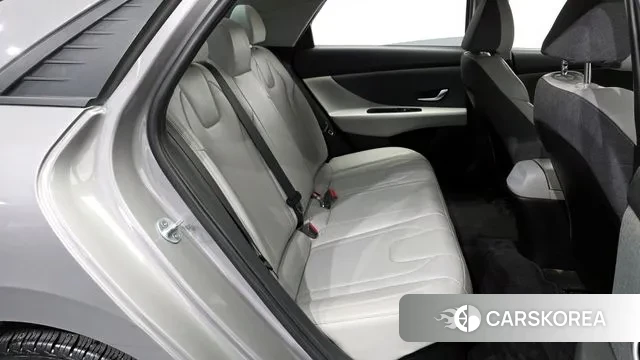 Hyundai Avante Hybrid (CN7) 2022 Серый из Кореи, фото 3