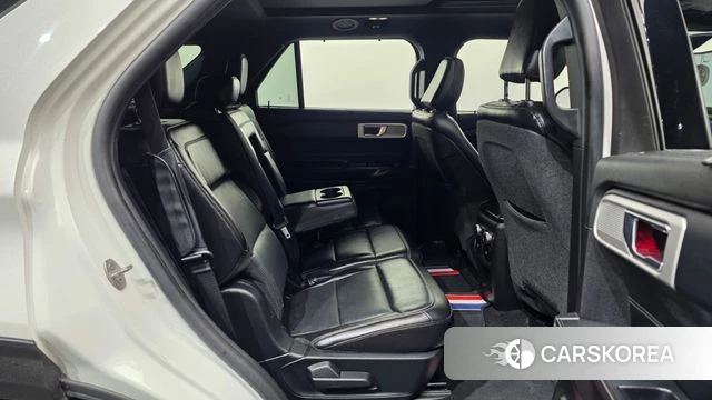 Ford Explorer 6th Generation 2019 Белый из Кореи, фото 3