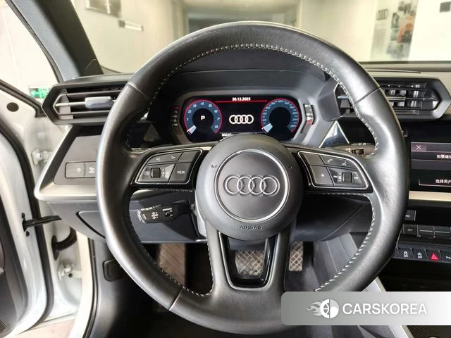 Audi A3 2021 Белый из Китая, фото 3