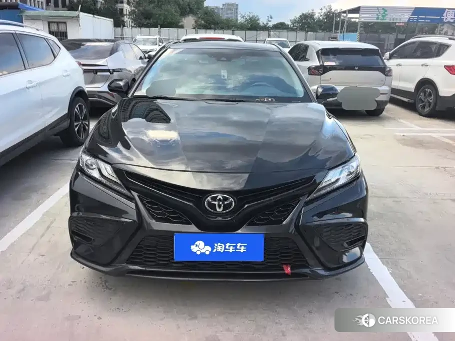 Toyota Camry 2023 Черный из Китая, фото 3