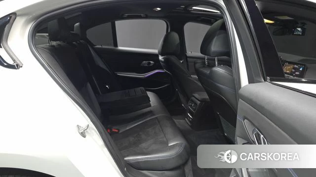 BMW 3 Series (G20) 2020 Белый из Кореи, фото 3