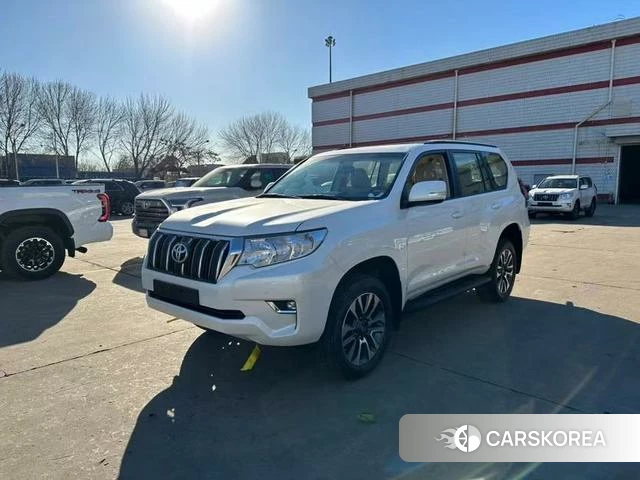 Toyota Prado (imported) 2024 Белый из Китая, фото 3