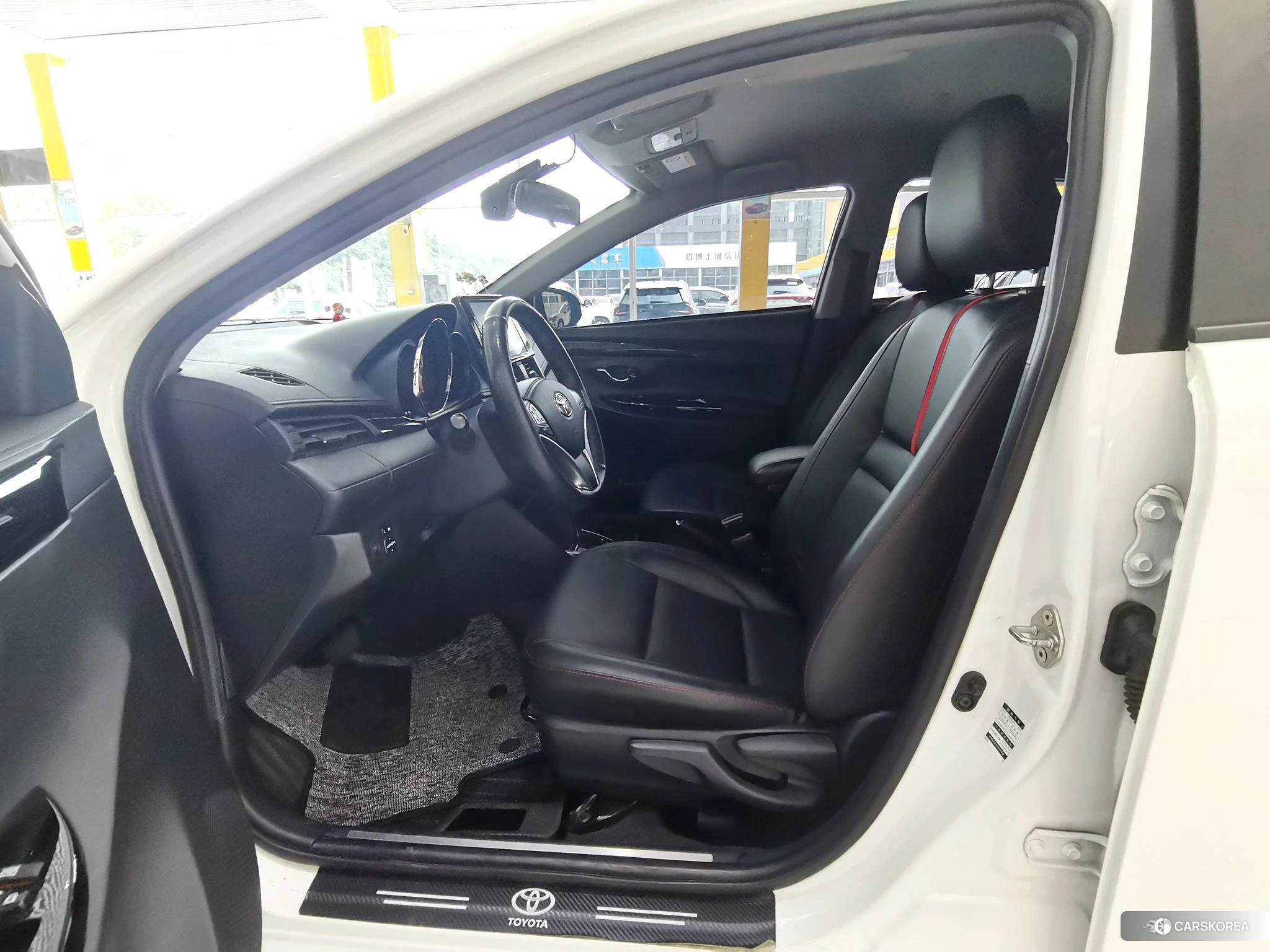Toyota YARIS L Zhixuan 2021 Белый из Китая, фото 3