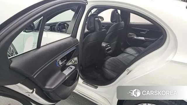 Mercedes-Benz E-Class W214 2025 Белый из Кореи, фото 3