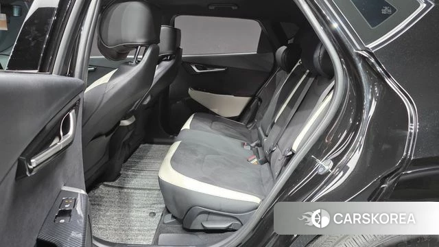 Kia EV6 2023 Черный из Кореи, фото 3