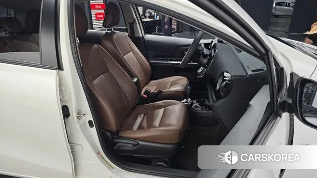 Toyota Prius C 2018 Белый из Кореи, фото 3