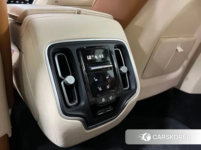 Aston Martin DBX id 3722564 из Кореи 3