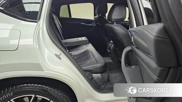 BMW X4 (G02) 2024 Белый из Кореи, фото 3