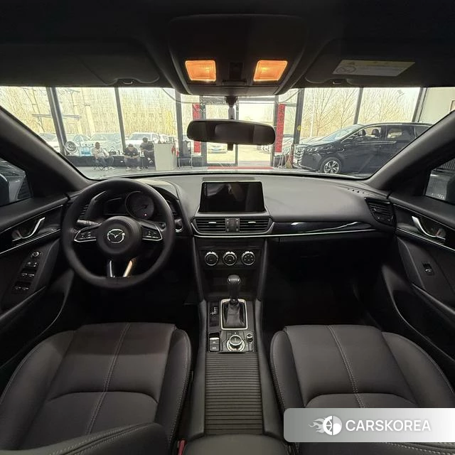 Mazda CX-4 2023 Белый из Китая, фото 3