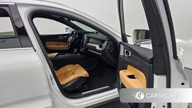 Volvo XC60 second Generation id 2886362 из Кореи 3