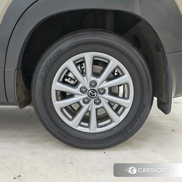 Mazda CX-50 line also 2023 Желтый из Китая, фото 3