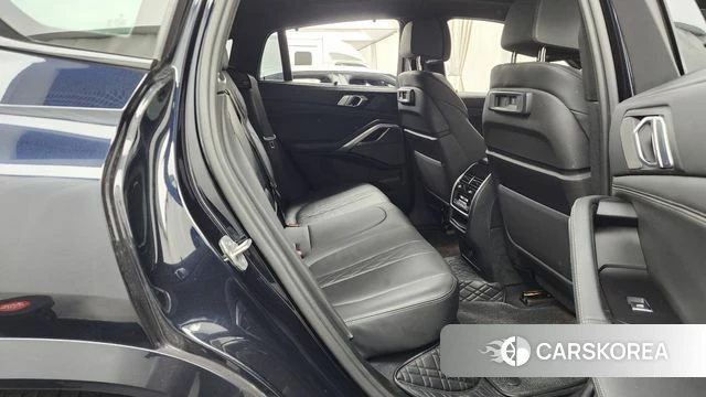 BMW X6 (G06) 2023 Черный из Кореи, фото 3
