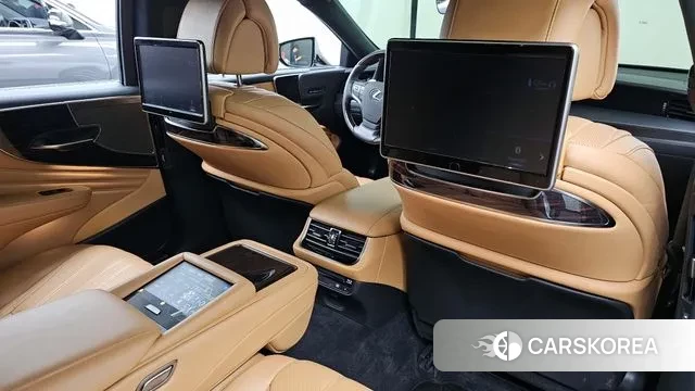 Lexus LS500 5th generation 2022 Белый из Кореи, фото 3