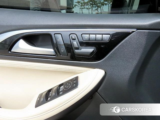 Infiniti QX30 2019 Серый из Кореи, фото 3