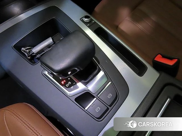 Audi Q5 (FY) 2022 Белый из Кореи, фото 3
