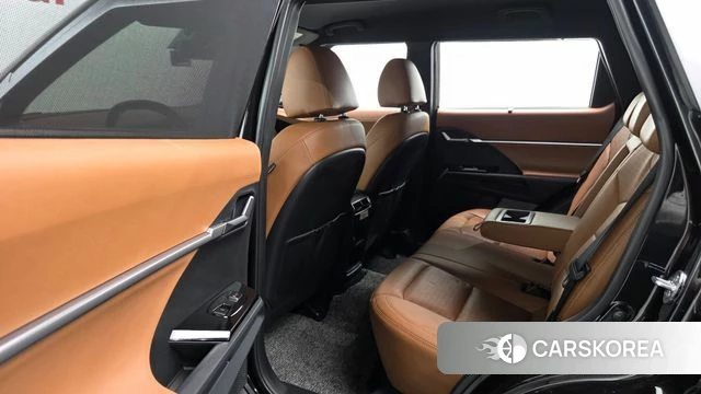 Ssangyong Torres 2022 Черный из Кореи, фото 3