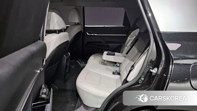 Ssangyong Torres 2023 Черный из Кореи, фото 3