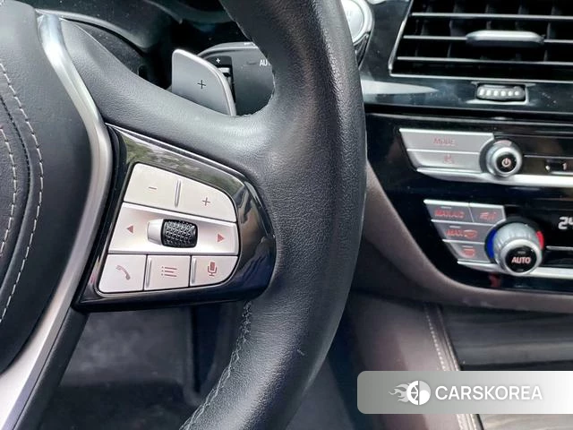 BMW 5 series 2024 Белый из Китая, фото 3