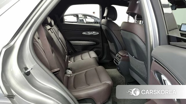 Genesis GV70 2021 Серебристо-серый из Кореи, фото 3