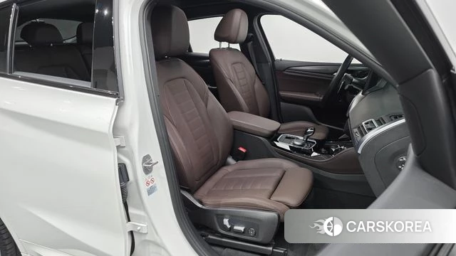 BMW X4 (G02) id 3903612 из Кореи 3