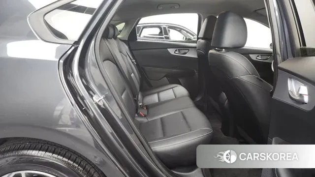 Kia The New K3 2nd generation 2021 Серый из Кореи, фото 3