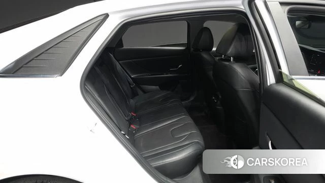 Hyundai Avante (CN7) 2023 Белый из Кореи, фото 3