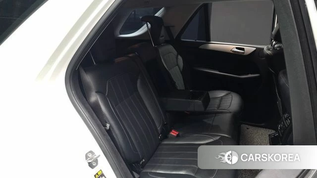 Mercedes-Benz GLE - Class W166 2018 Белый из Кореи, фото 3