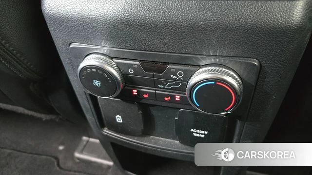 Ford Explorer 6th Generation 2021 Белый из Кореи, фото 3