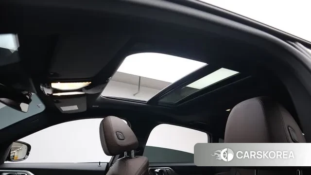 BMW 4 Series (G22) 2023 Черный из Кореи, фото 3