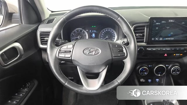 Hyundai Venue 2021 Серебристо-серый из Кореи, фото 3