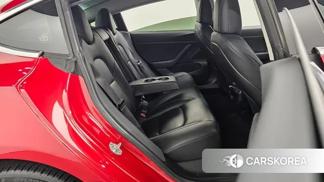 Tesla Model 3 2020 Красный из Кореи, фото 3