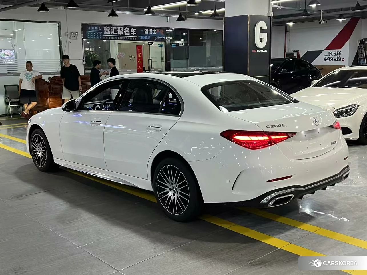 Mercedes-Benz Class C 2025 Белый из Китая, фото 3