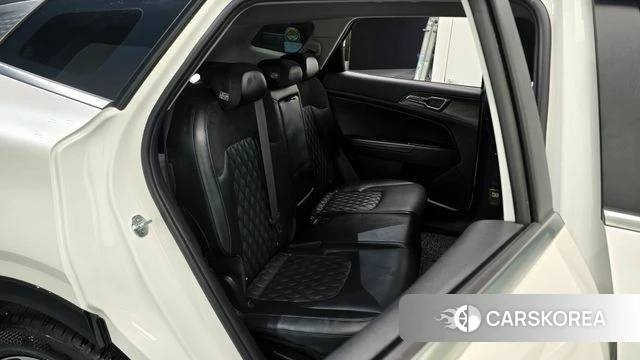 Kia Sportage 5th Generation 2022 Белый из Кореи, фото 3