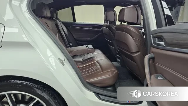 BMW 5 Series (G30) 2021 Белый из Кореи, фото 3