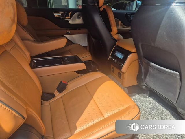 Lincoln Aviator 2nd generation 2020 Белый из Кореи, фото 3