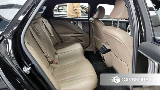 Kia K8 Hybrid 2023 Черный из Кореи, фото 3