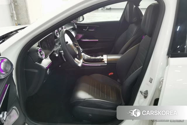 Mercedes-Benz Class C 2023 Белый из Китая, фото 3