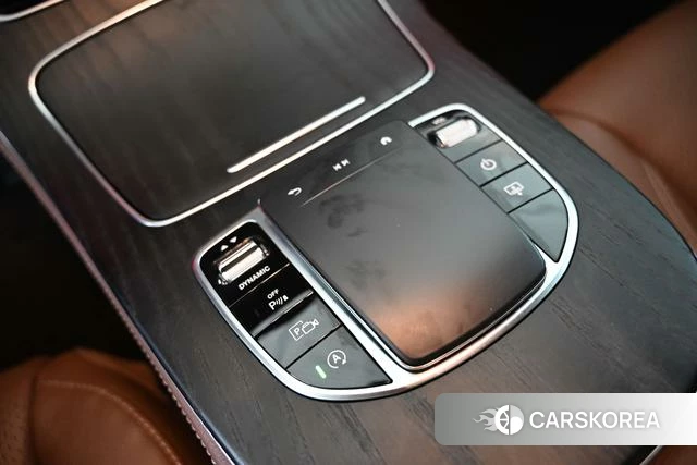 Mercedes-Benz E-class 2023 Черный из Китая, фото 3
