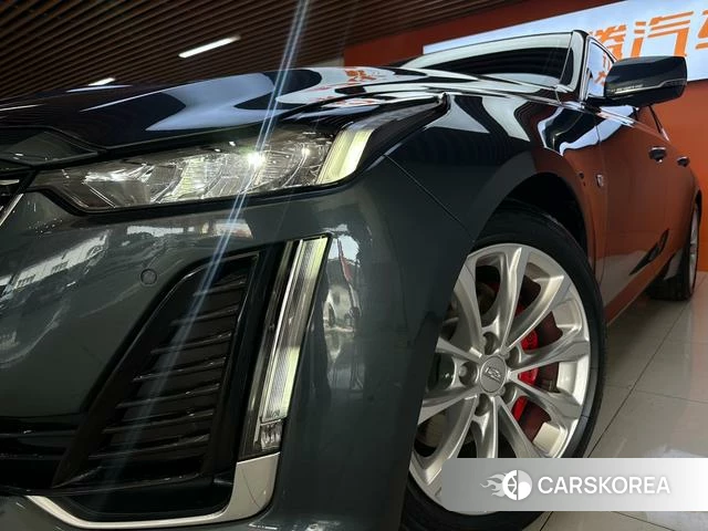 Cadillac CT5 2021 Темно-серый из Китая, фото 3